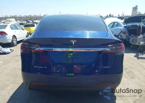 2016 Tesla Model X 75D/P100D/P90D из США, поврежденный, VIN 5YJXCBE41GF017897